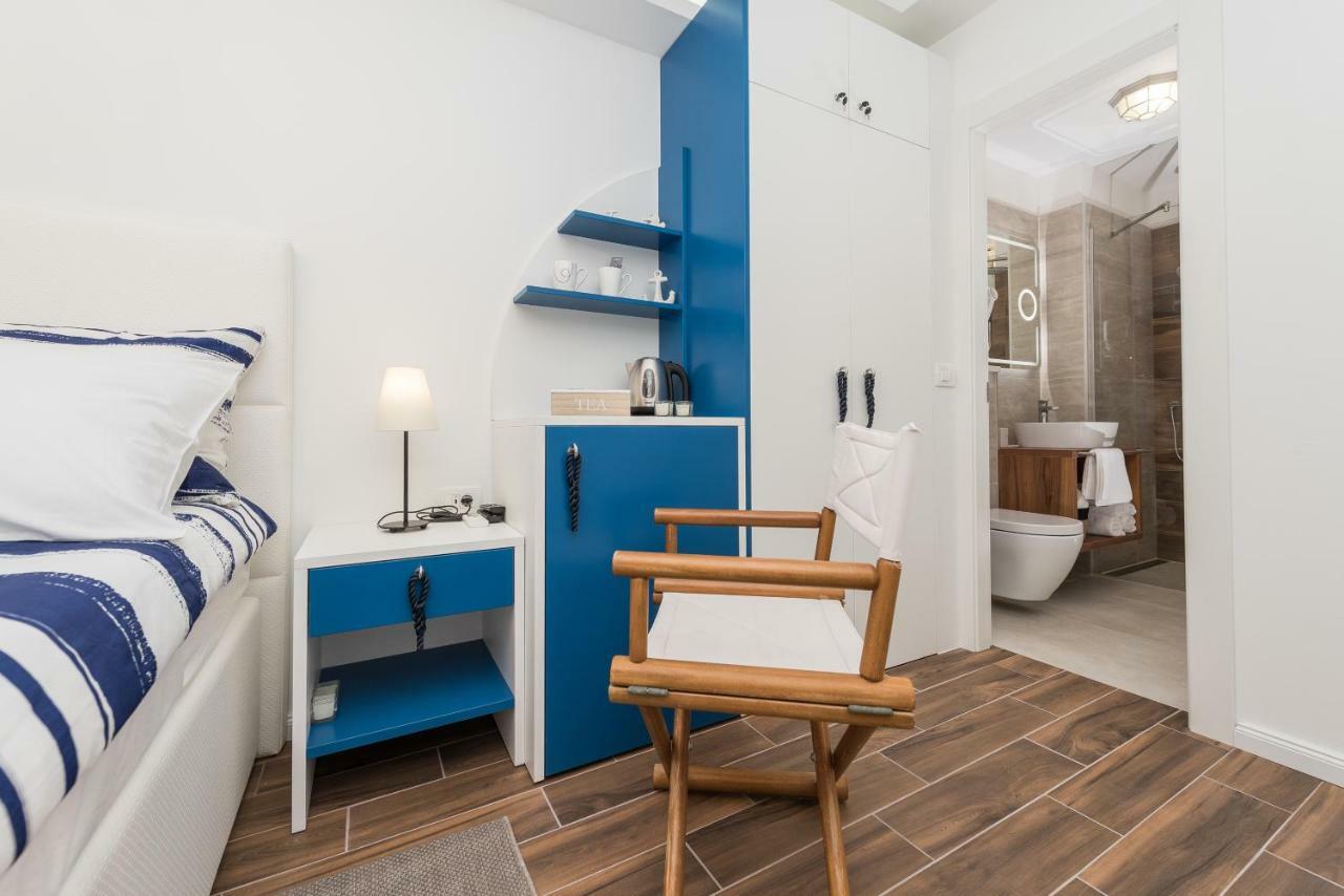Blue Old Navy - Ae1094 Bed & Breakfast 4*